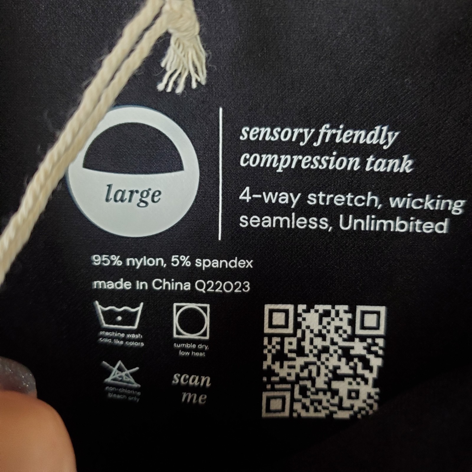 No Limbits Womens Tank Top Sz Medium Black Nylon Stretch Round Neck Pullover — image 4 of 8